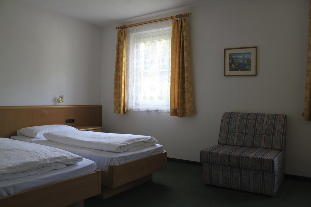 Gasthof Bundschen Sarentino Szoba fotó