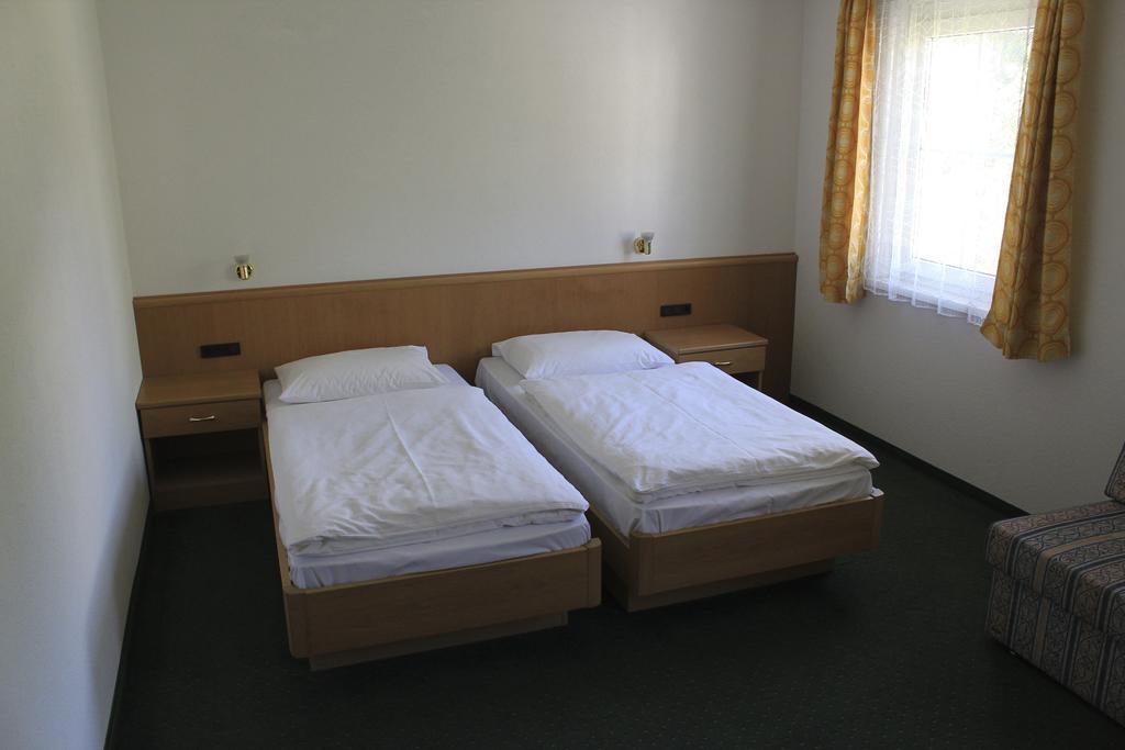 Gasthof Bundschen Sarentino Szoba fotó